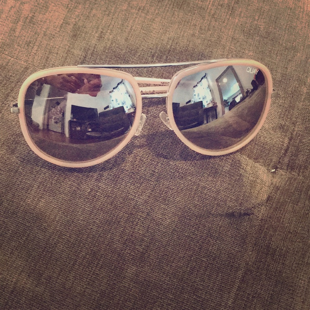Quay Australia Needing Fame sunglasses